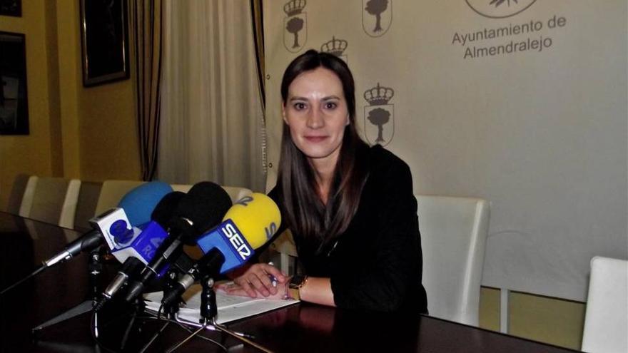 Almendralejo aprueba la nueva estructura municipal que no apoya la oposición