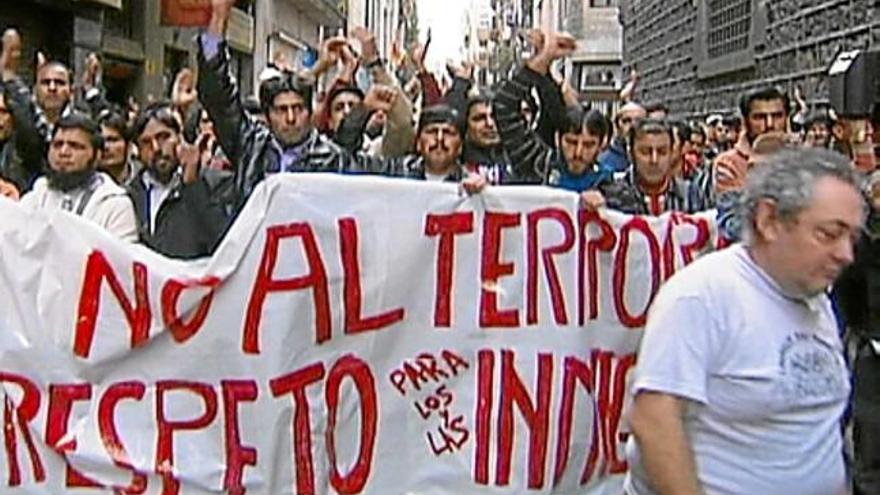 Protesta contra el terrorisme al barri del Raval