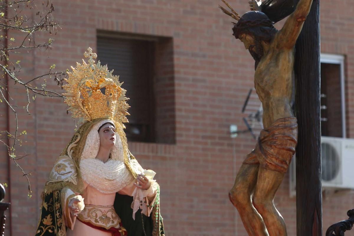 El fervor de Las Palmeras se ensalza con la hermandad de la Piedad