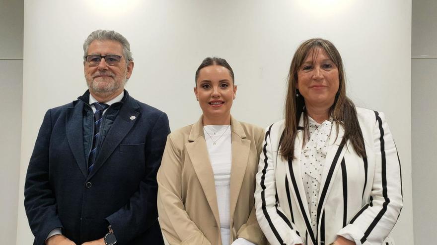 José Antonio Mayoral, Maru Díaz y Sira Repollés presentaron el grado. | DGA