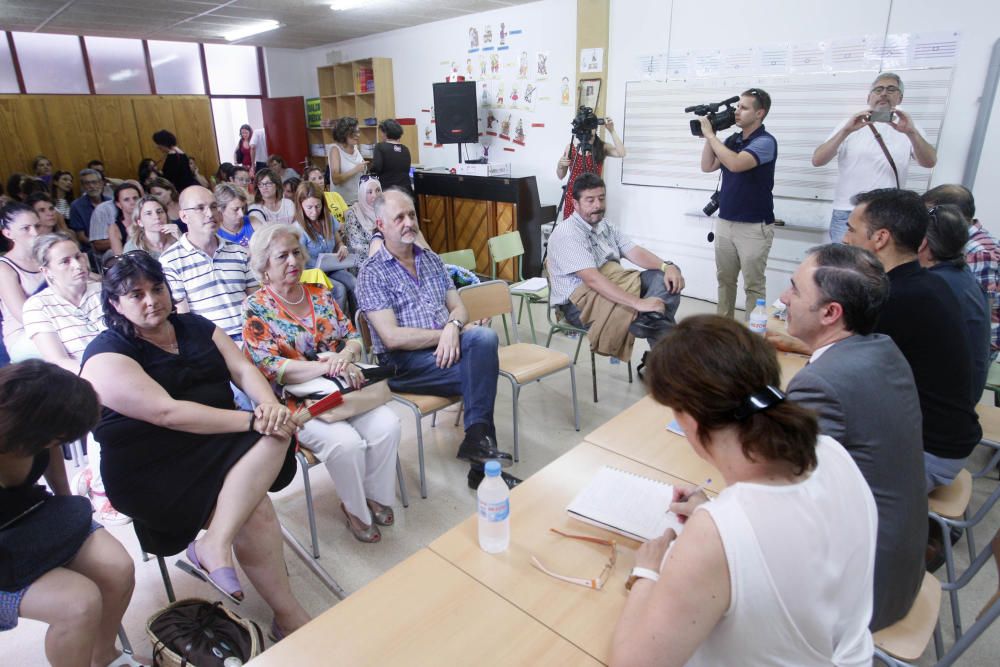 Protesta a l'escola Baldiri Reixach