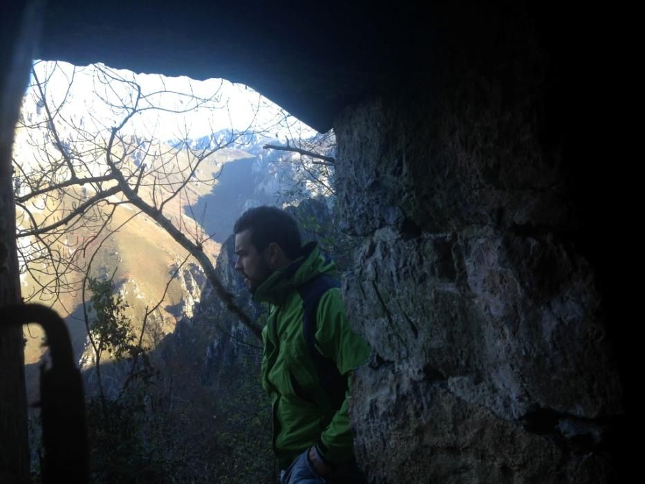 El actor Mario Casas en los Picos de Europa