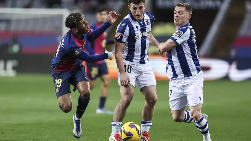 El Barça es líder con 57 puntos, por delante de Atleti (56) y Madrid (54)