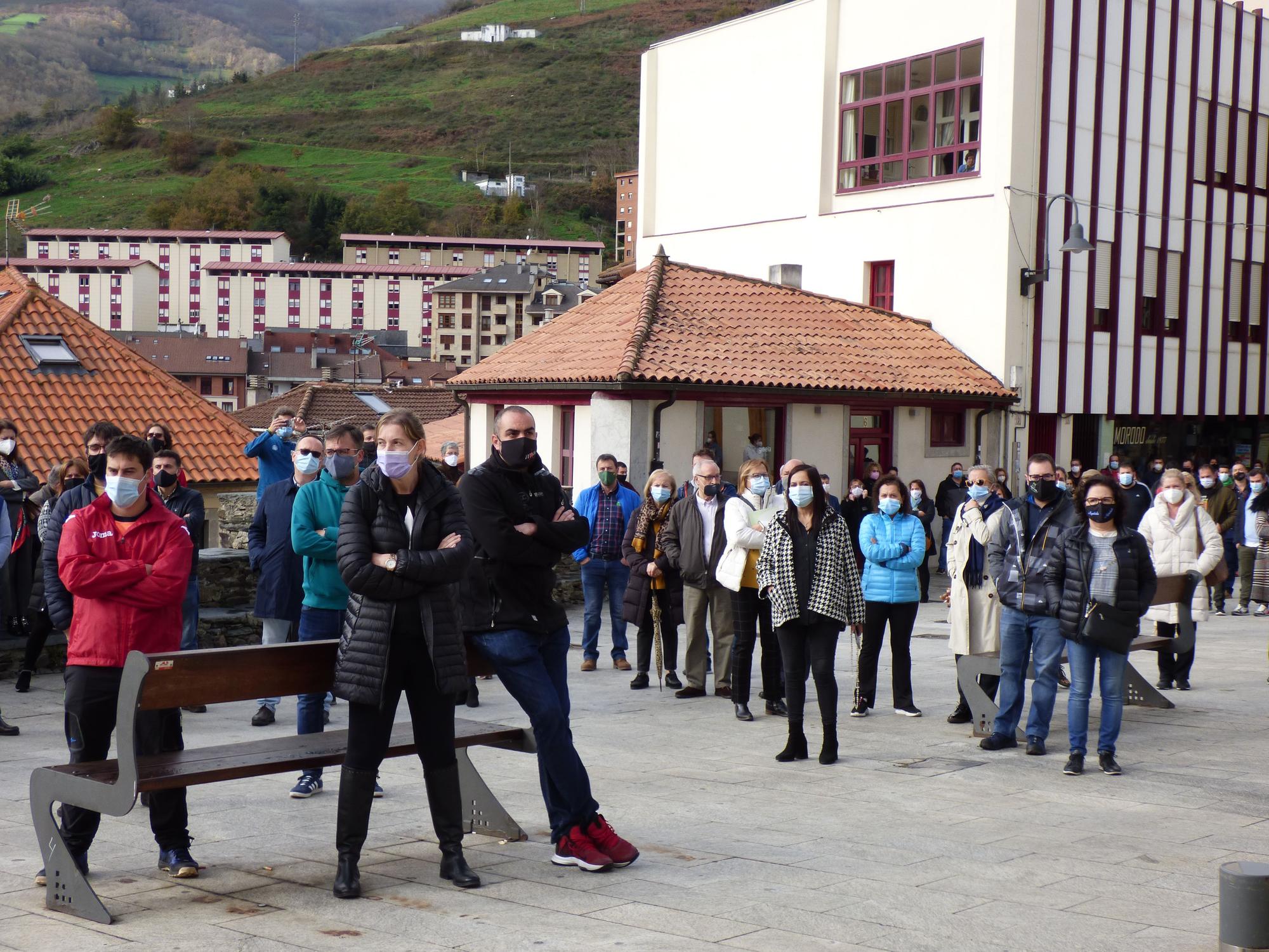 protestas en cangas del Narcea 1.jpg