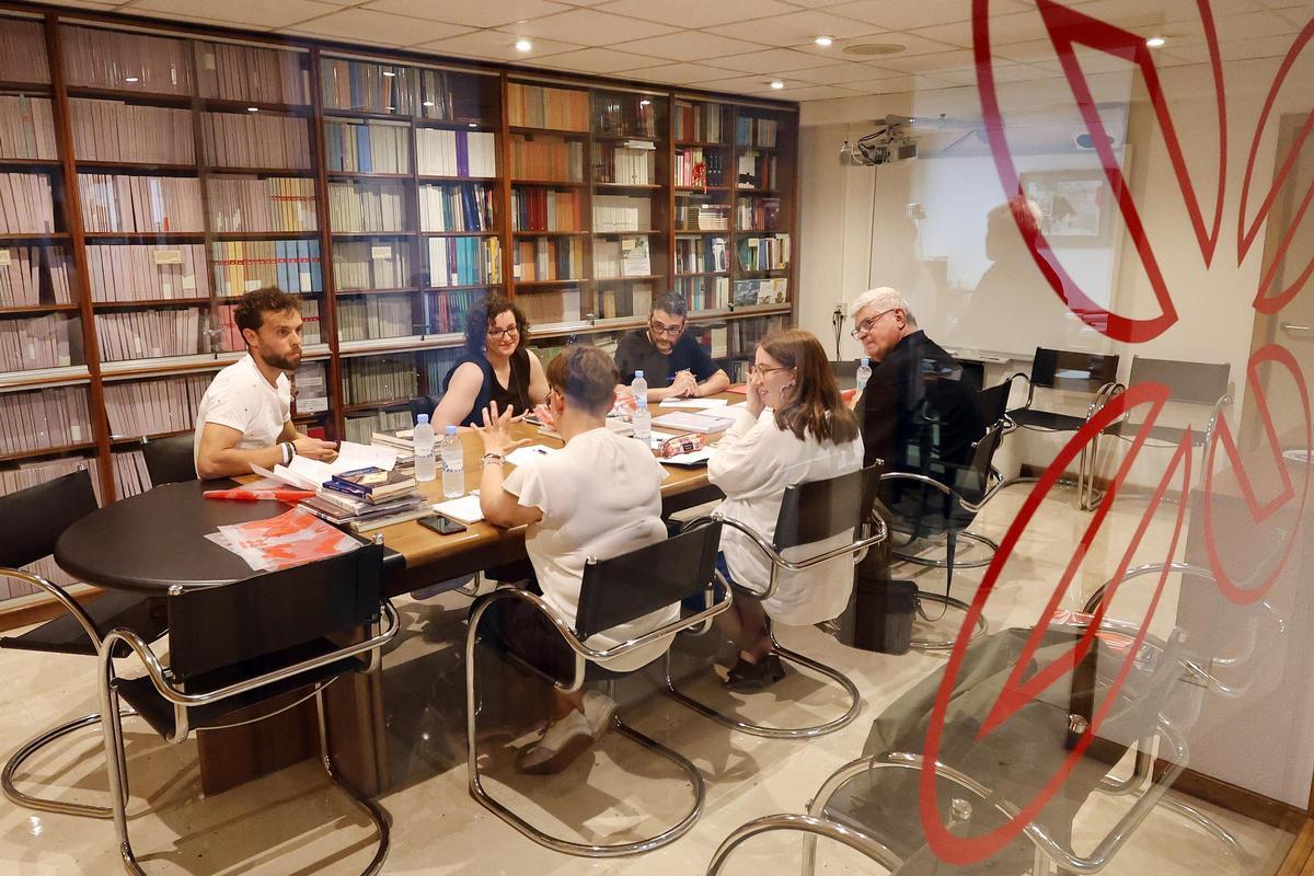 Reunión do xurado dunha das últimas edicións do Premio Xerais de Novela.