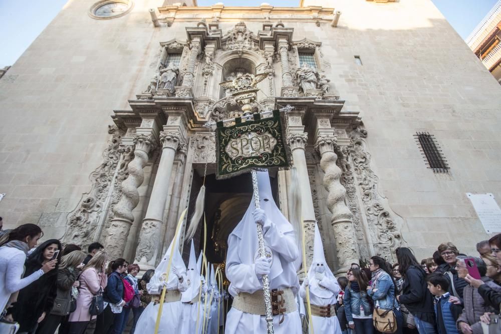 Tradicional encuentro del Cristo del Mar con su madre, la Virgen de los Dolores