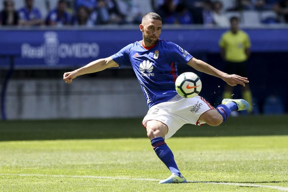 El partido entre el Real Oviedo y el Lorca, en imágenes