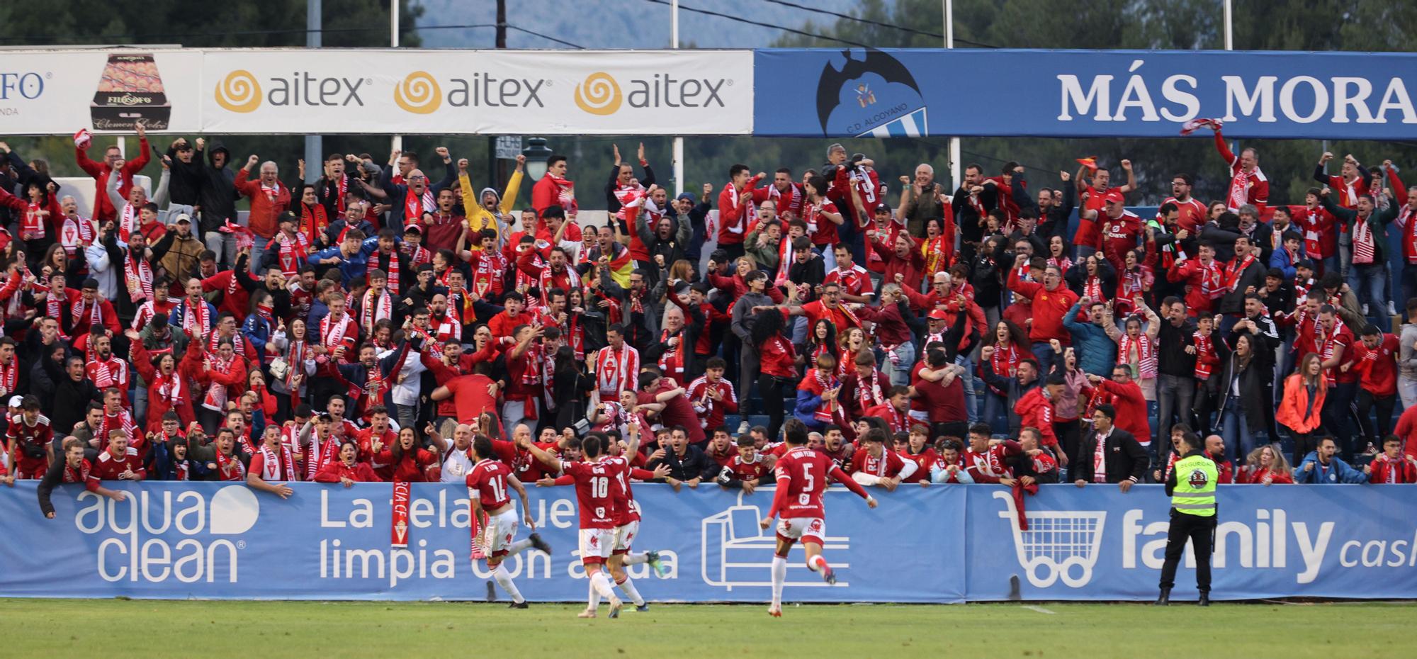 El Alcoyano se salva pese a su derrota con el Murcia