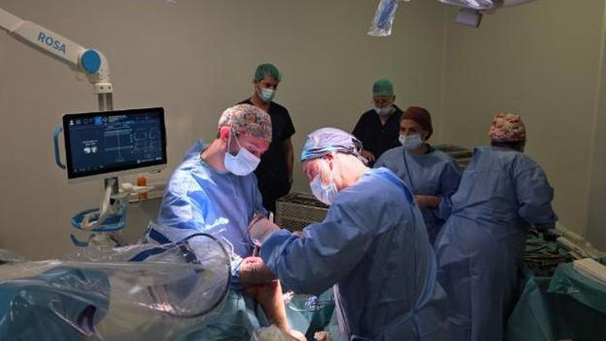 Robot Rosa, Quirón Salud Málaga