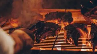 ¿Eres de chuletada o asadero? Ikea no distingue y te ofrece la mejor barbacoa portátil este verano