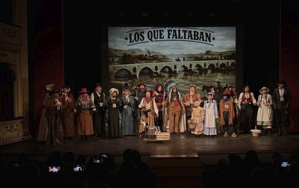 Los que faltaban cerraron el sábado el primer pase del concurso de murgas. | ALBA PRIETO