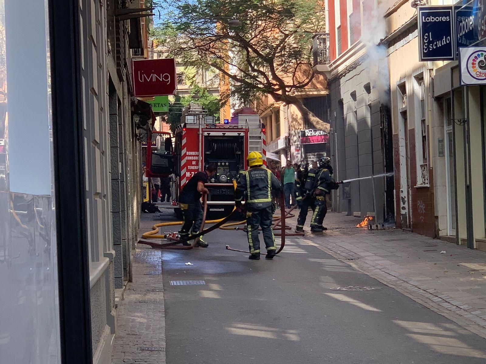 Incendio en la calle Primo de Rivera