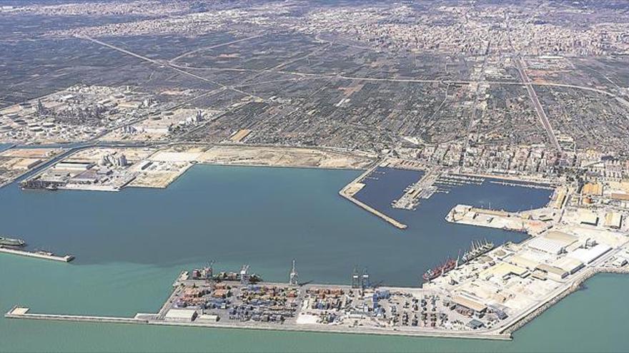 PortCastelló fía su futuro al acceso sur, el Corredor y la intermodal