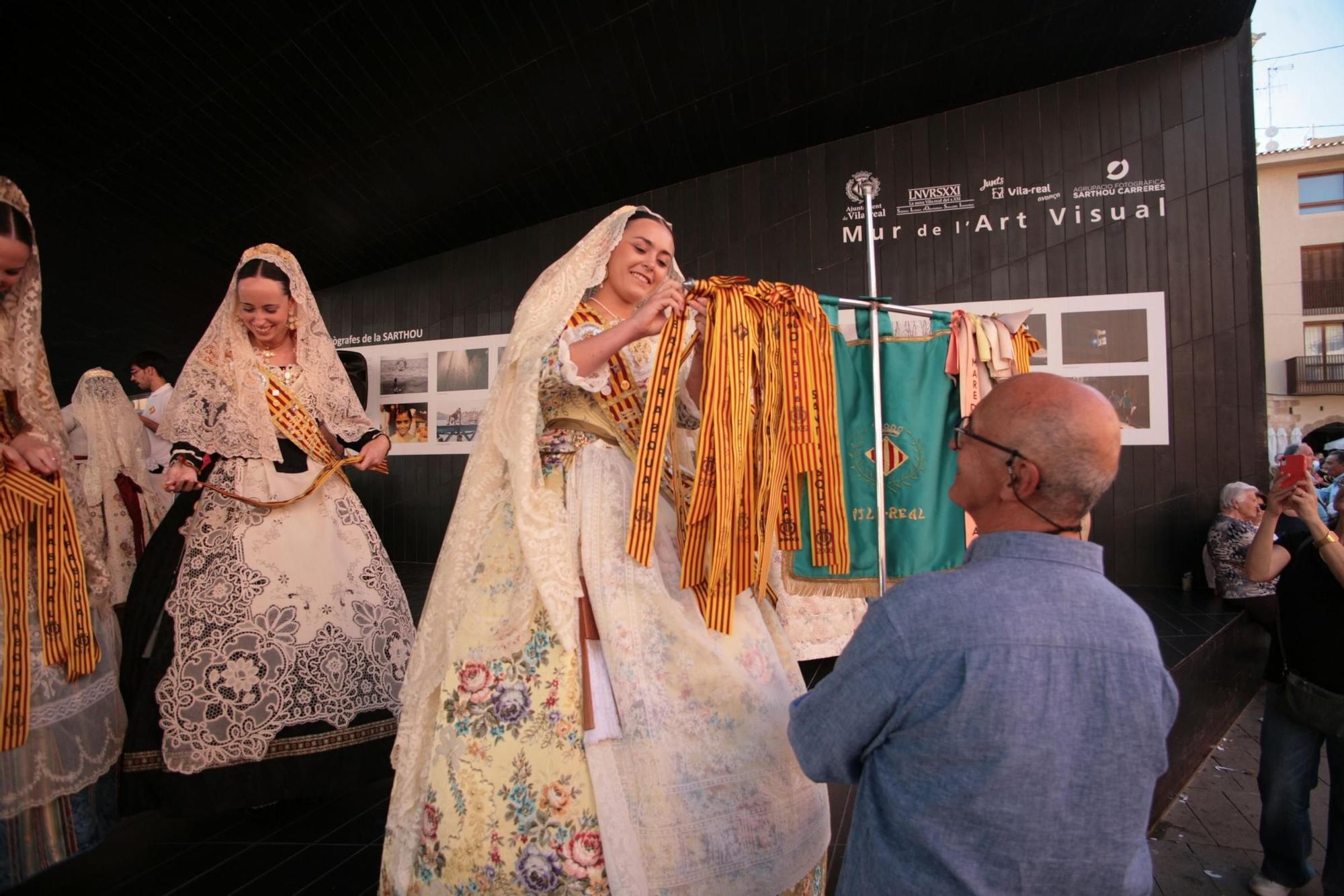 Galeria de fotos de l'ofrena de flors a Sant Pasqual en Vila-real