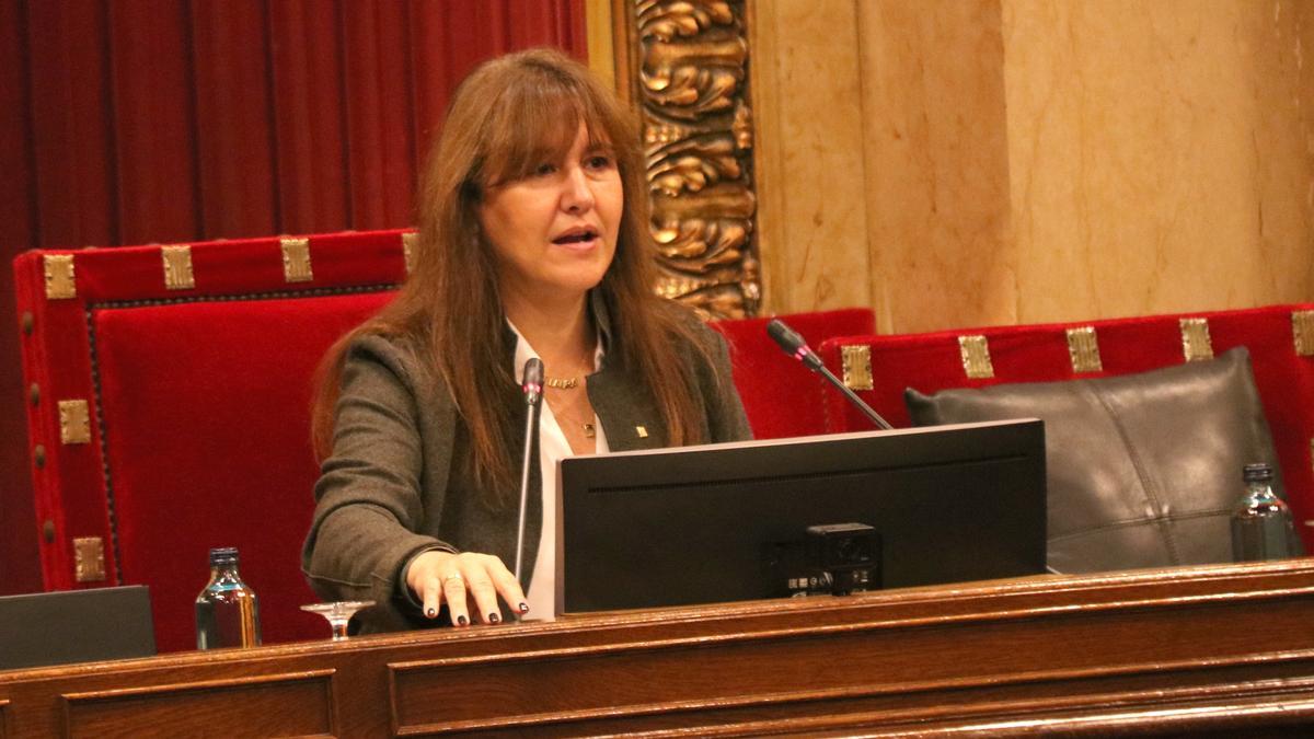 La presidenta del Parlament, Laura Borràs, en una sessió de control al Govern del Parlament