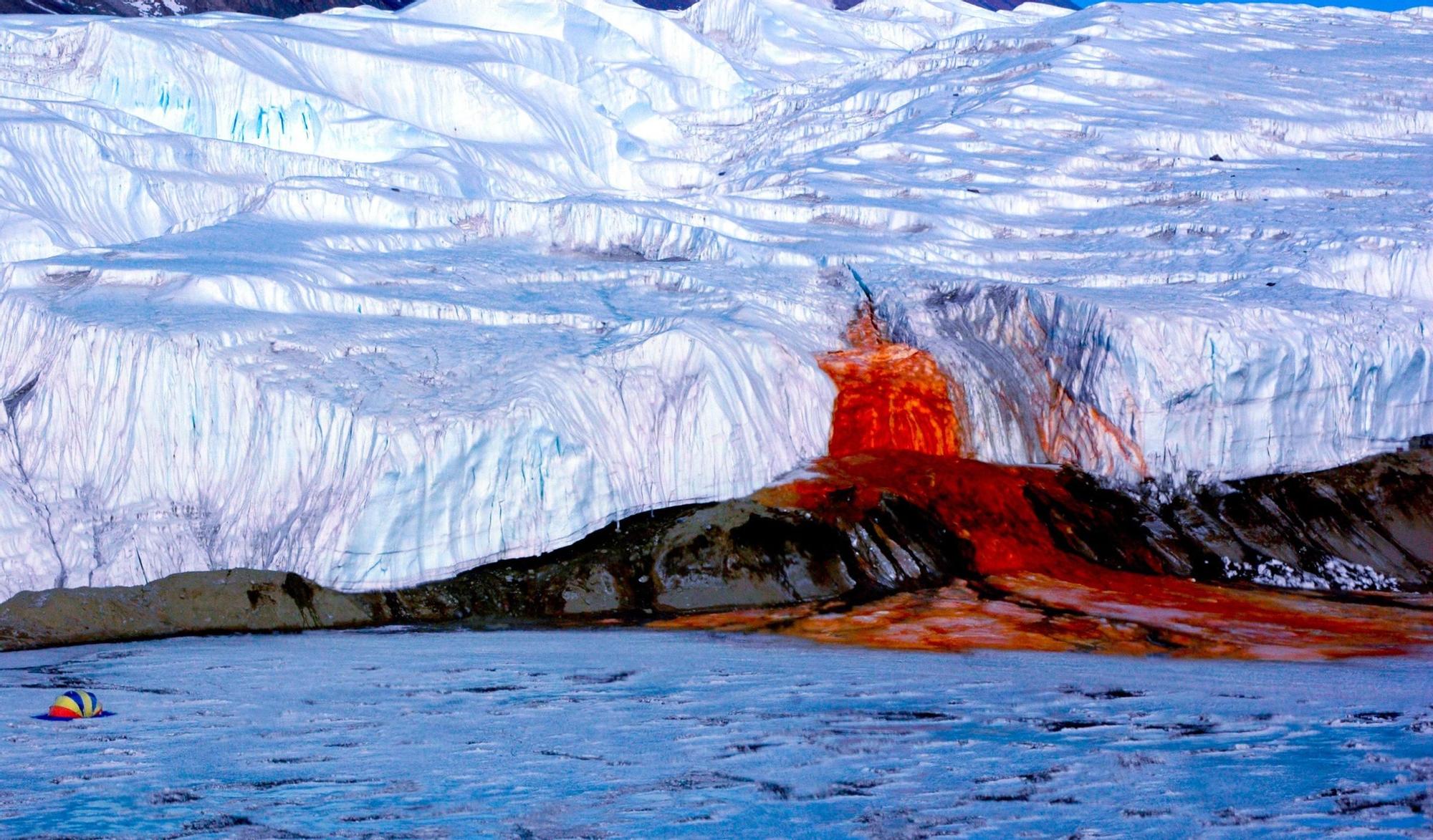 Cataratas de Sangre, Antártida