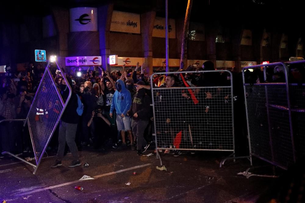 Concentració amb tensió i càrregues a Barcelona el 15-O