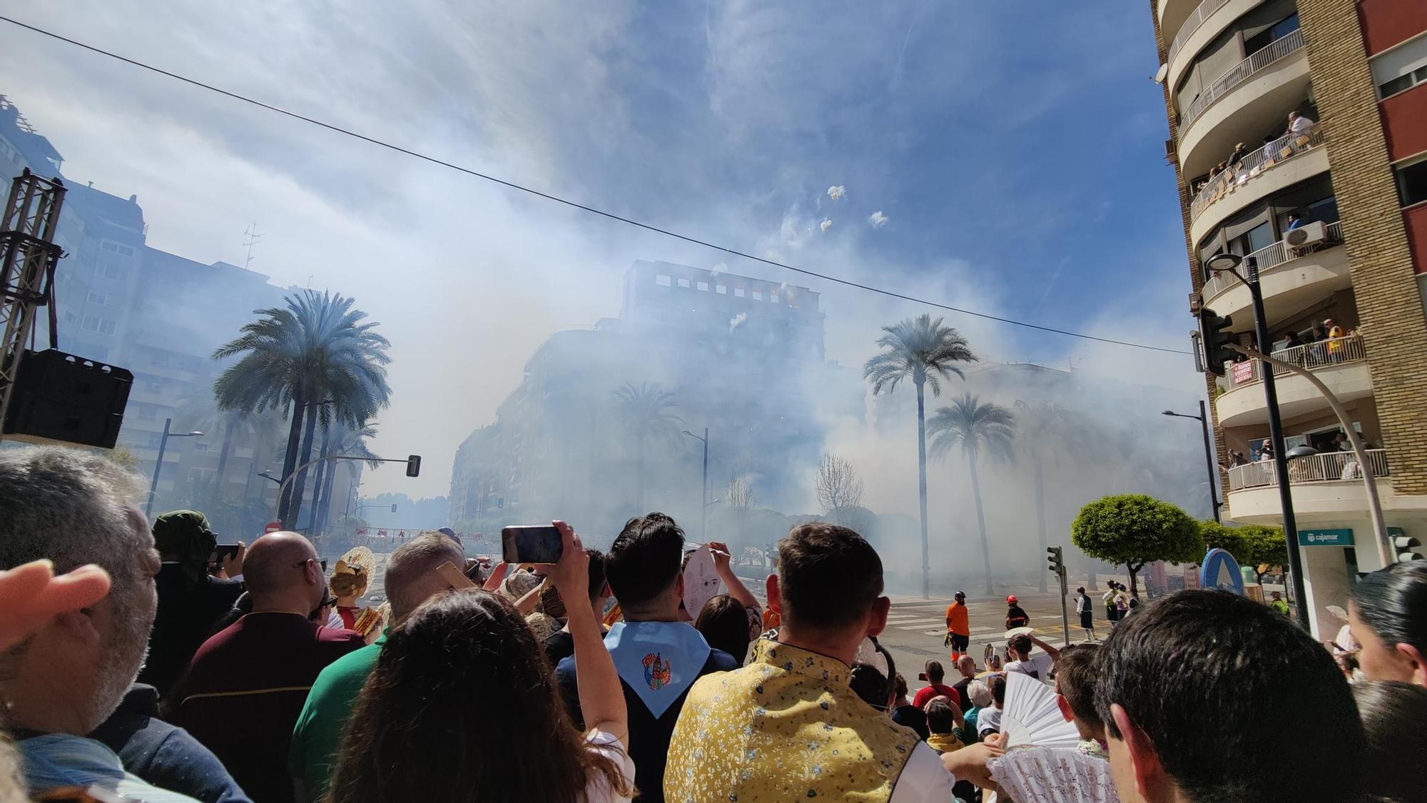 La 'mascletà' de Alzira del 17 de marzo en imágenes