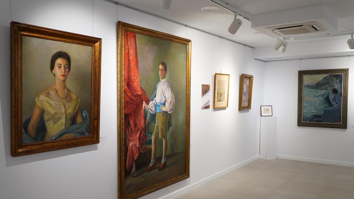 Algunas de las obras de la muestra de Santa Eulària