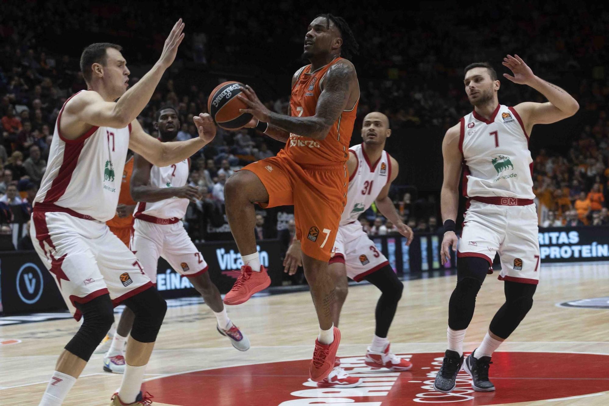 Partido de Euroliga Vlc Basket - EA Milán