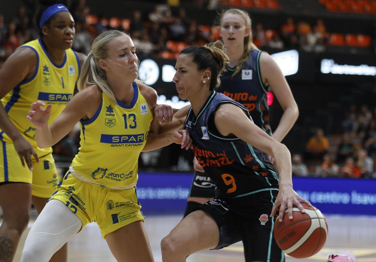Valencia BC - Spar Gran Canaria de Liga Femenina Endesa de baloncesto Valencia BC - Spar Gran Canaria de Liga Femenina Endesa de baloncesto