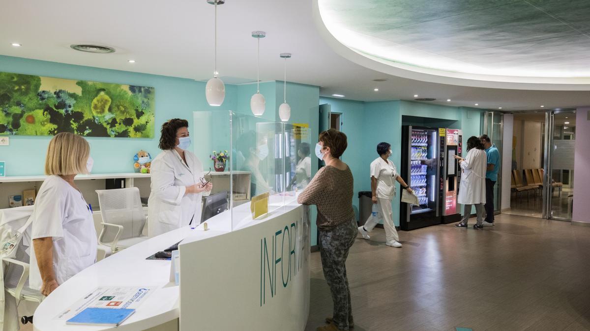 La sala de recepción del hospital Materno Infantil de Zaragoza, lugar donde estará la nueva unidad.