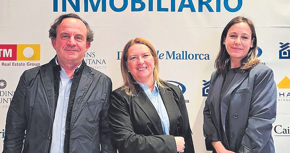 Vicente Tomás, Natalia Pérez-Fajardo y Koro Moneo.