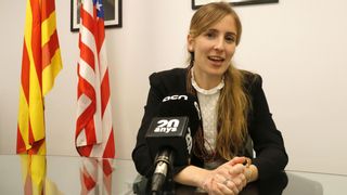 La 'consellera' de Acció Exterior blinda las 'embajadas' catalanas y seguirá con la internacionalización