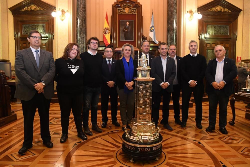 Deportivo y Athletic Club de Bilbao, dos históricos del fútbol español, se ven las caras en el LXXIII Trofeo Teresa Herrera.