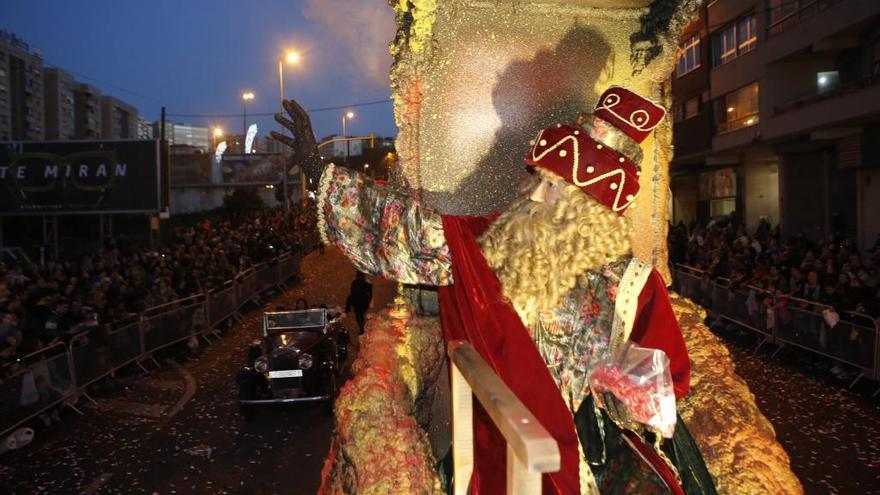 Cabalgata de reyes 2017 en Vigo. // R. Grobas