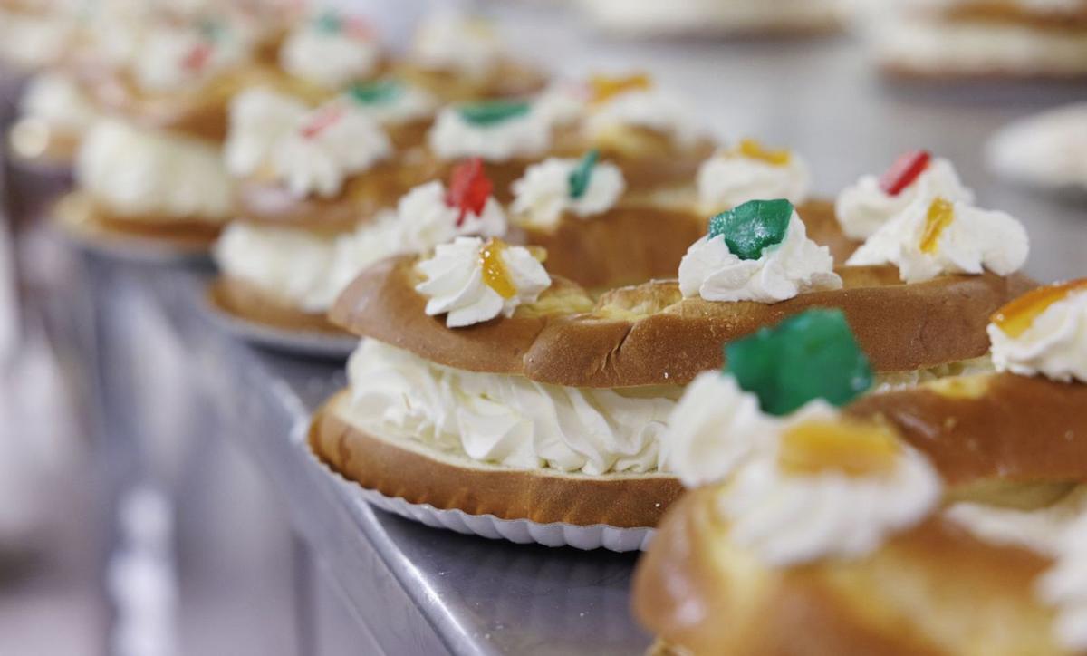 El tortell de Reis es reinventa amb pistatxo i xocolata de Dubai