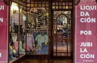 La difícil supervivencia de las galerías de los Geranis, en el centro de Palma: El comercio tradicional toca fondo