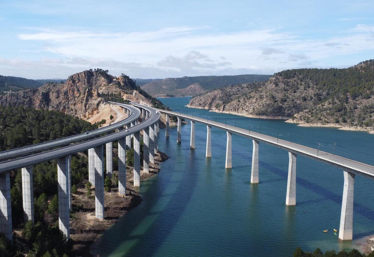 Embalse de Contreras.