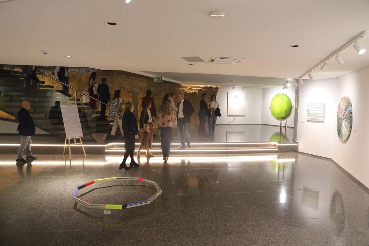 Exposición de Pepe Puntas sobre el 'Trastorno'.