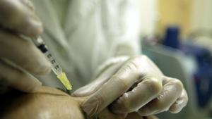 TRATAMIENTO ANTIARRUGAS CON BOTOX EN LA CLINICA DEL DR. JAEN EN MADRIDFOTO DIGITAL DE AGUSTIN CATALAN. CIRUGIA ESTETICA , TRATAMIENTO ANTIARRUGAS CON  BOTOX  , _ PUBLICADA EPC 30/11/2007 P 28