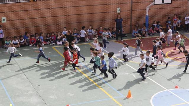 Carrera contra la leucemia organizada por el colegio Miguel de Unamuno de Elche este curso.
