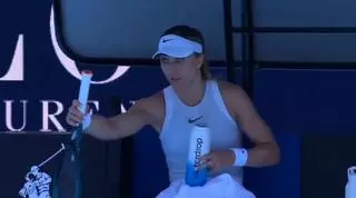 Badosa desmiente la discusión con Tsitsipas en pleno partido