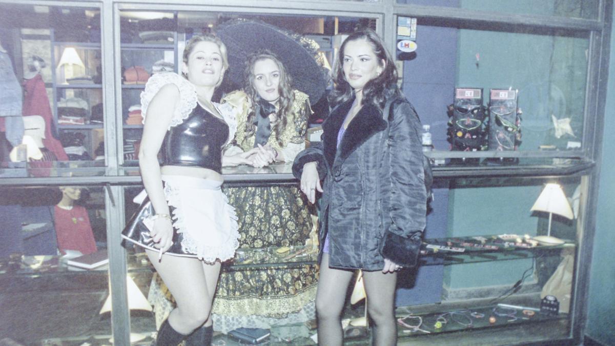 ¿Estuviste en la discoteca The Face en los 90? A ver si vas a salir en esta galería de fotos