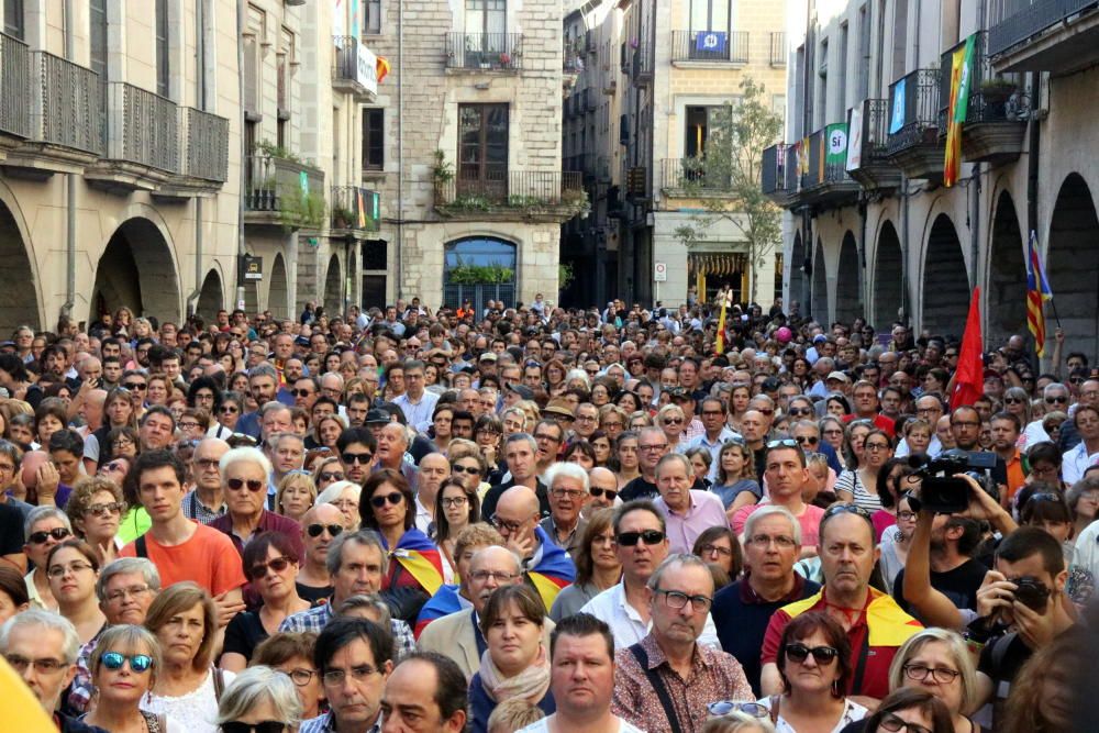 Concentració a la Plaça del Vi de Girona