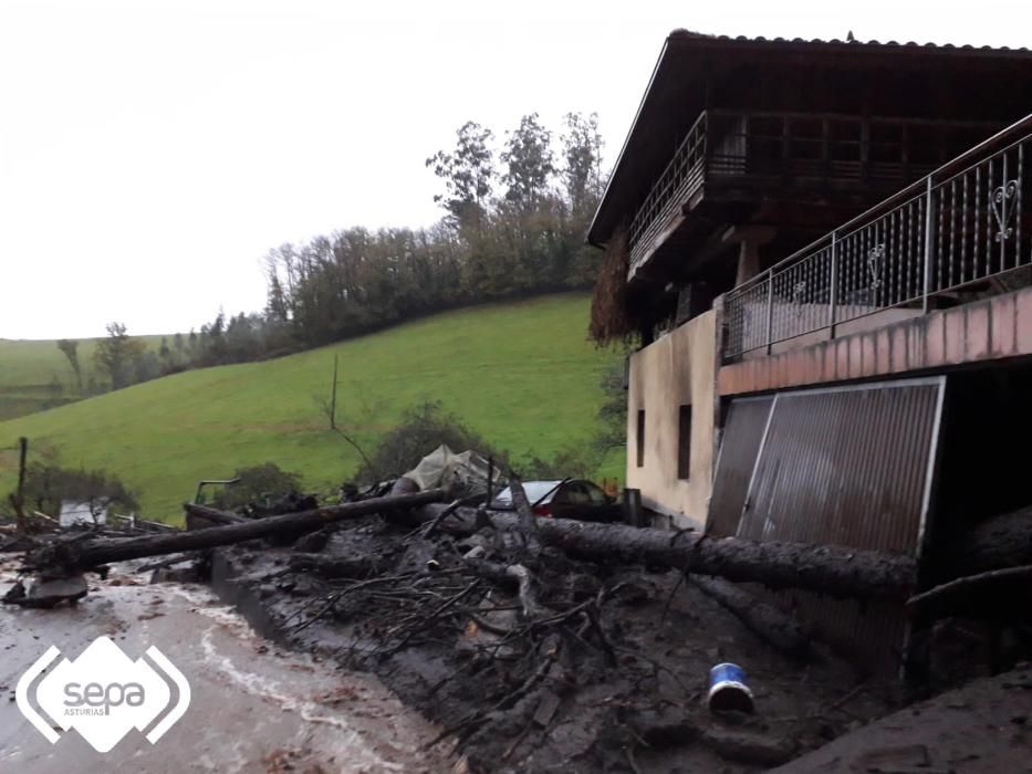 Segundo día de temporal en Asturias: Argayo Salas