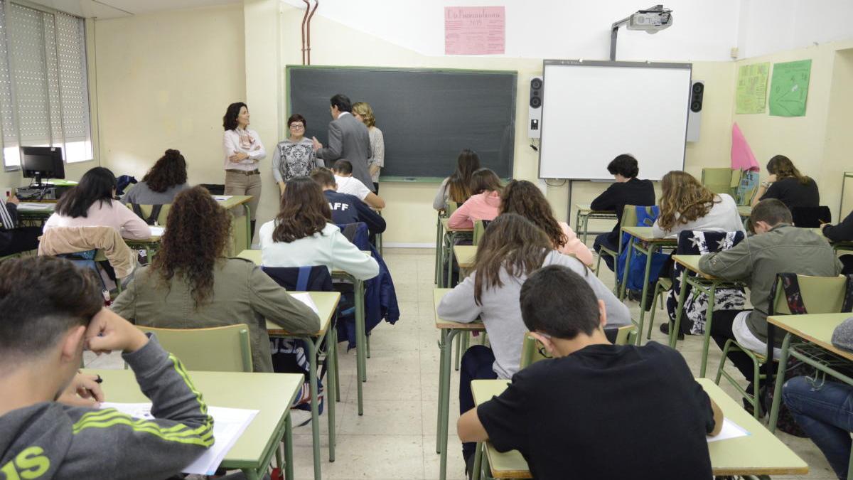 Los institutos piden evaluar solo los contenidos de las clases presenciales