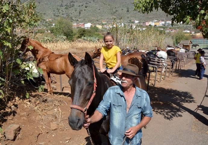 Feria de ganado, misa y procesión de San Miguel