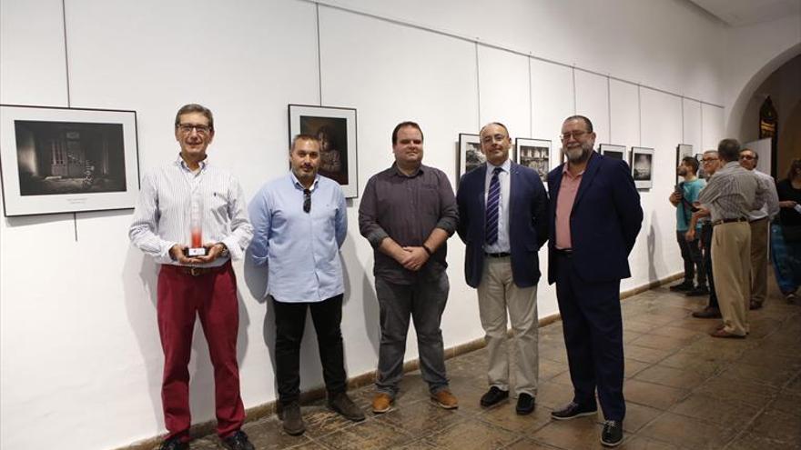 Exposición de los premios Rosablanca de fotografía