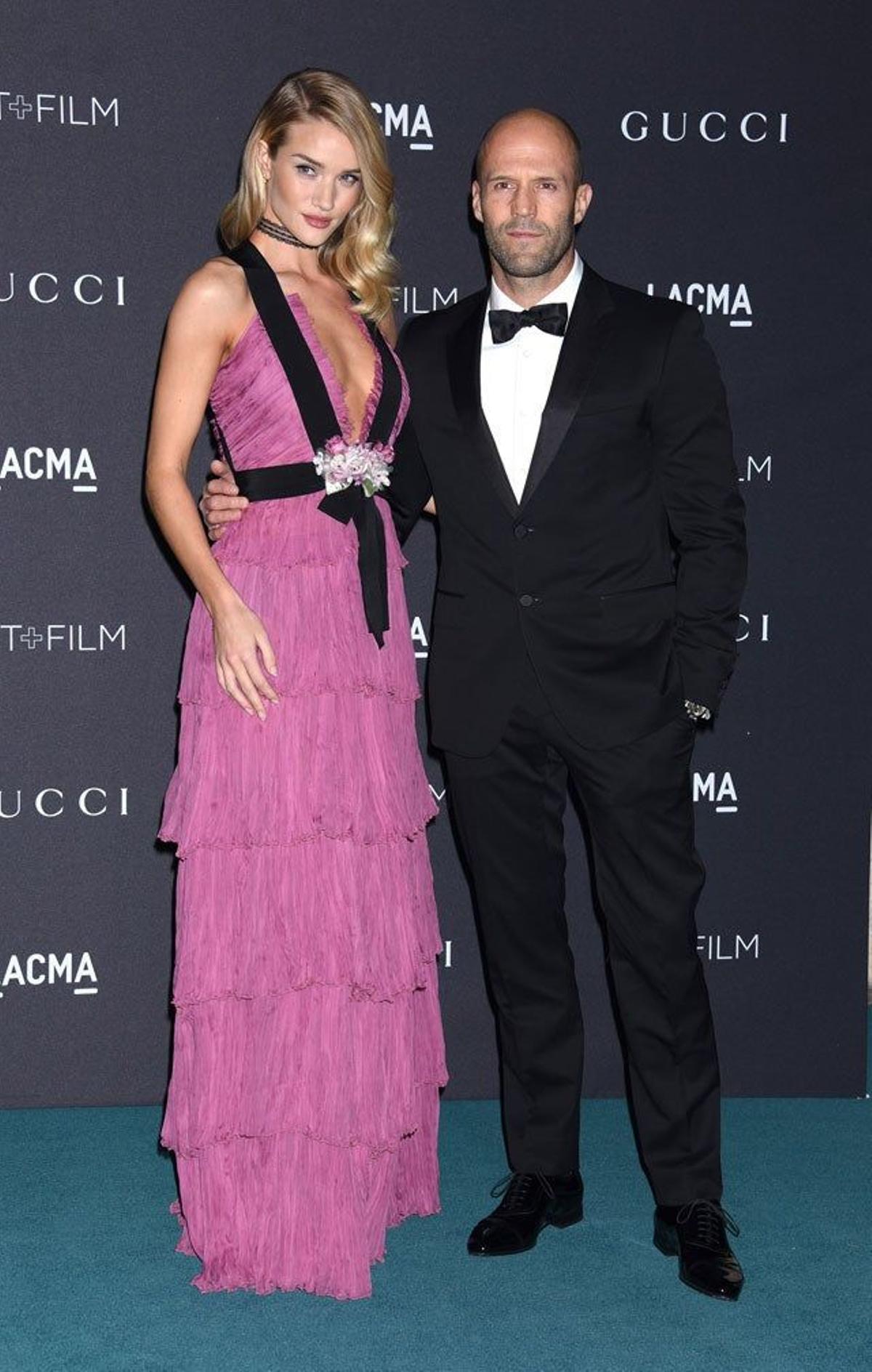 Rosie Huntington-Whiteley y Jason Statham, en la gala LACMA 2015 de Los Ángeles.