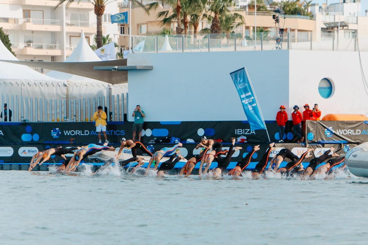 Imágenes del knockout sprint de la Copa del Mundo de aguas abiertas en Santa Eulària Imágenes del knockout sprint de la Copa del Mundo de aguas abiertas en Santa Eulària