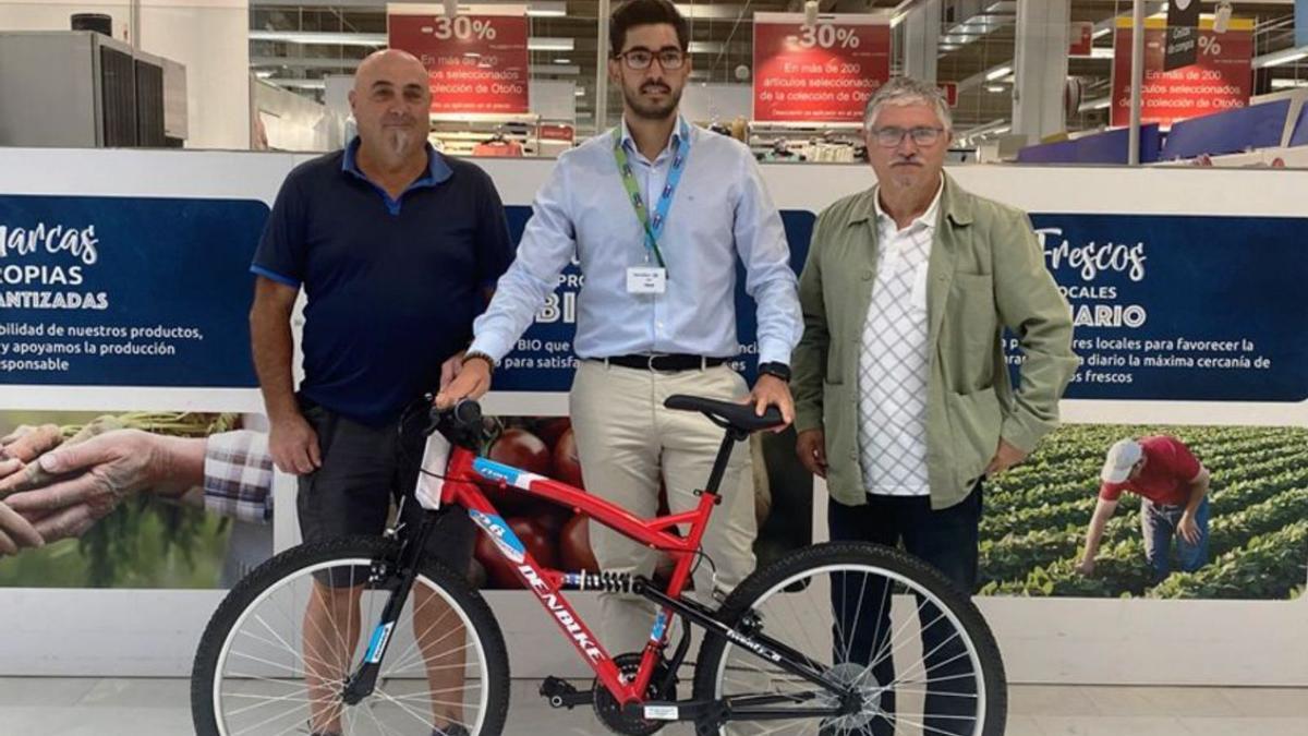 Carrefour pedalea con Protección Civil |