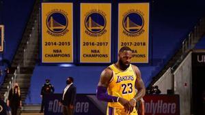 Lebron destrueix Curry: pallissa dels Lakers a Oakland (97-128)