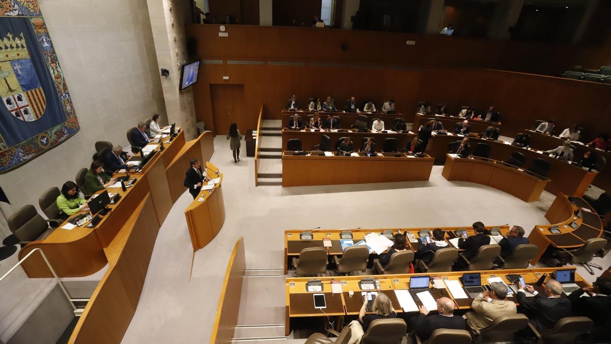 El pleno de las Cortes, en un momento de esta última sesión de la legislatura.