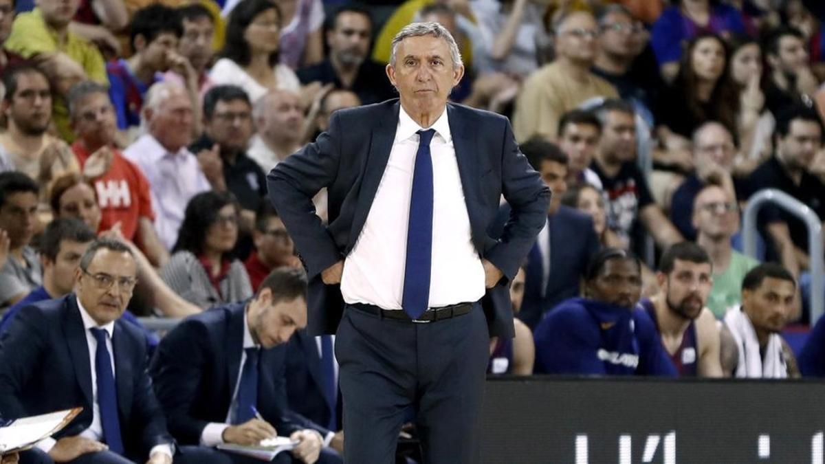 Svetislav Pesic podría seguri entrenando al Barça