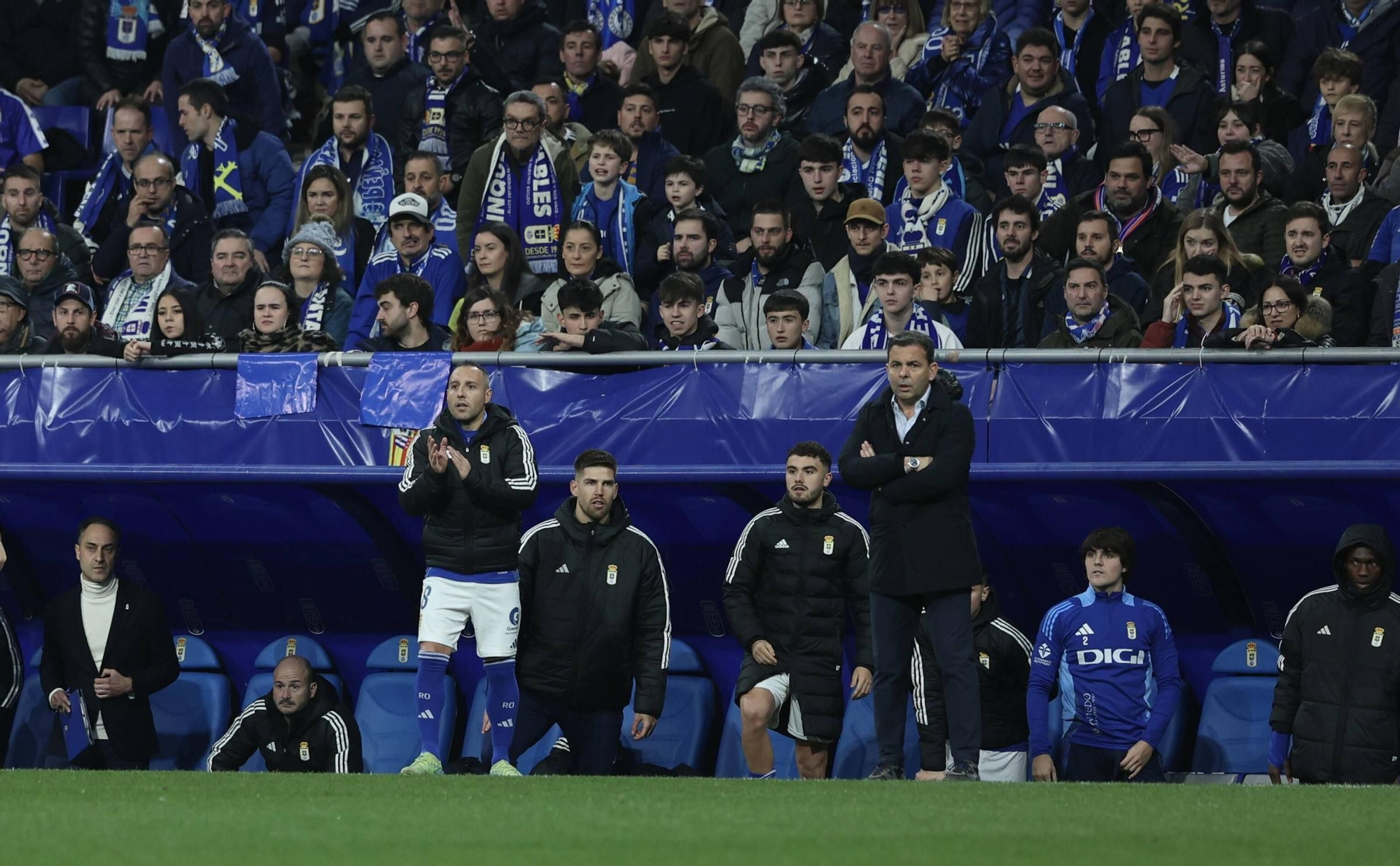 Así fue el derbi asturiano: todas las fotos del encuentro entre el Oviedo y el Sporting en el Tartiere